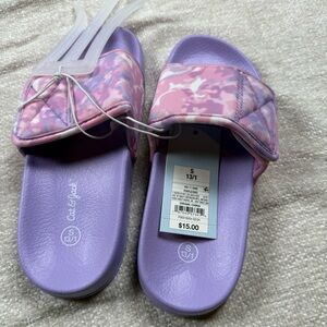 Cat & Jack Girls Small (13/1) Purple and Pink Slide Sandals,‎ velcro top